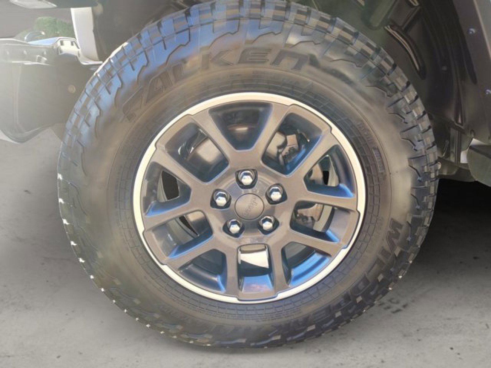 Used 2020 Jeep Gladiator Overland image 10