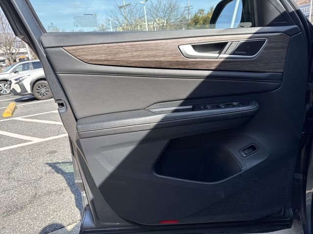 Used 2024 Volkswagen Atlas SEL Premium R-Line image 7