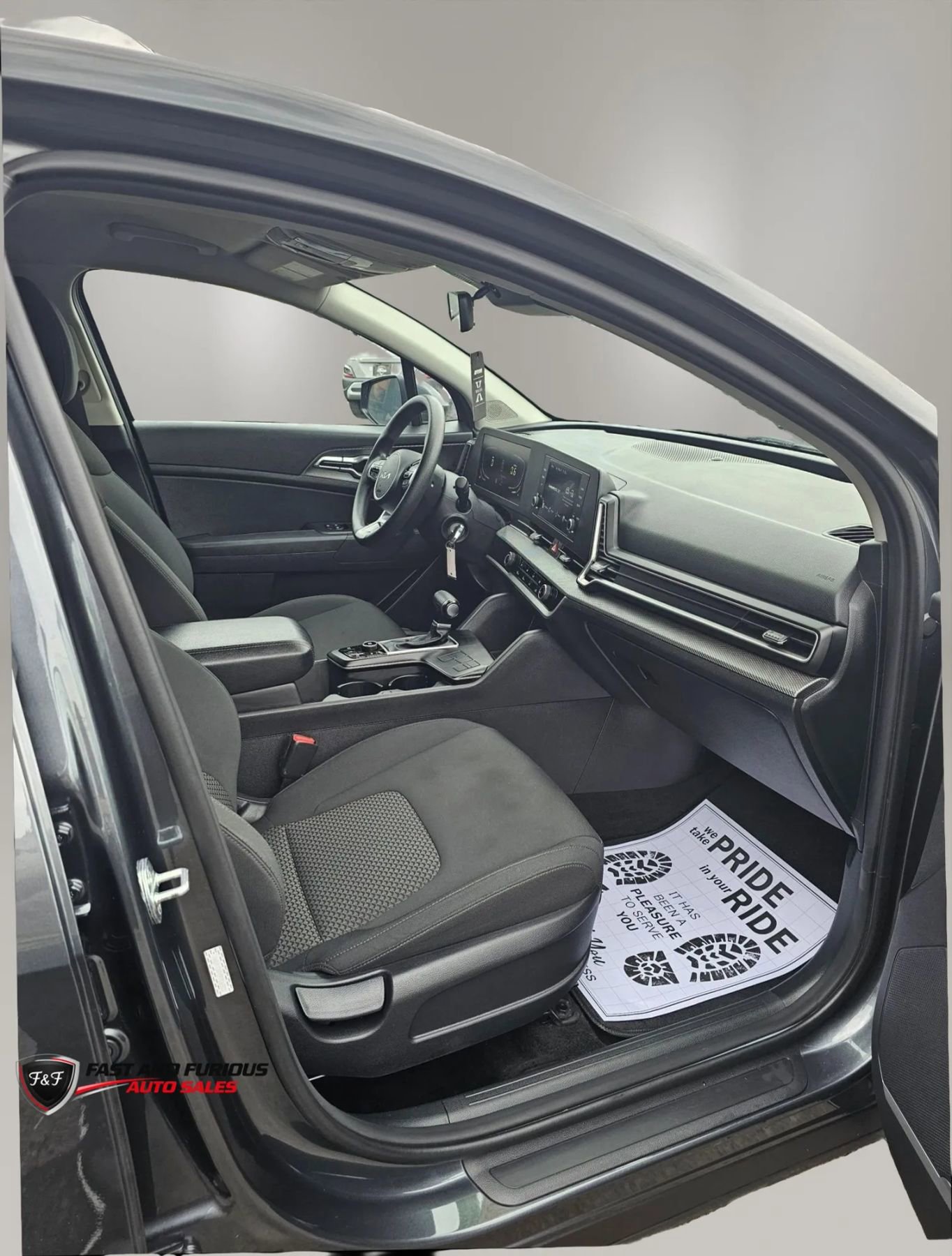 Used 2023 Kia Sportage LX FWD image 8