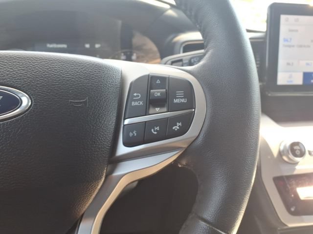 Used 2024 Ford Explorer XLT w/ Equipment Group 202A AWD/4WD image 16