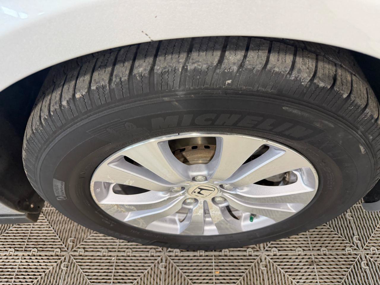 Used 2015 Honda Odyssey EX-L image 11