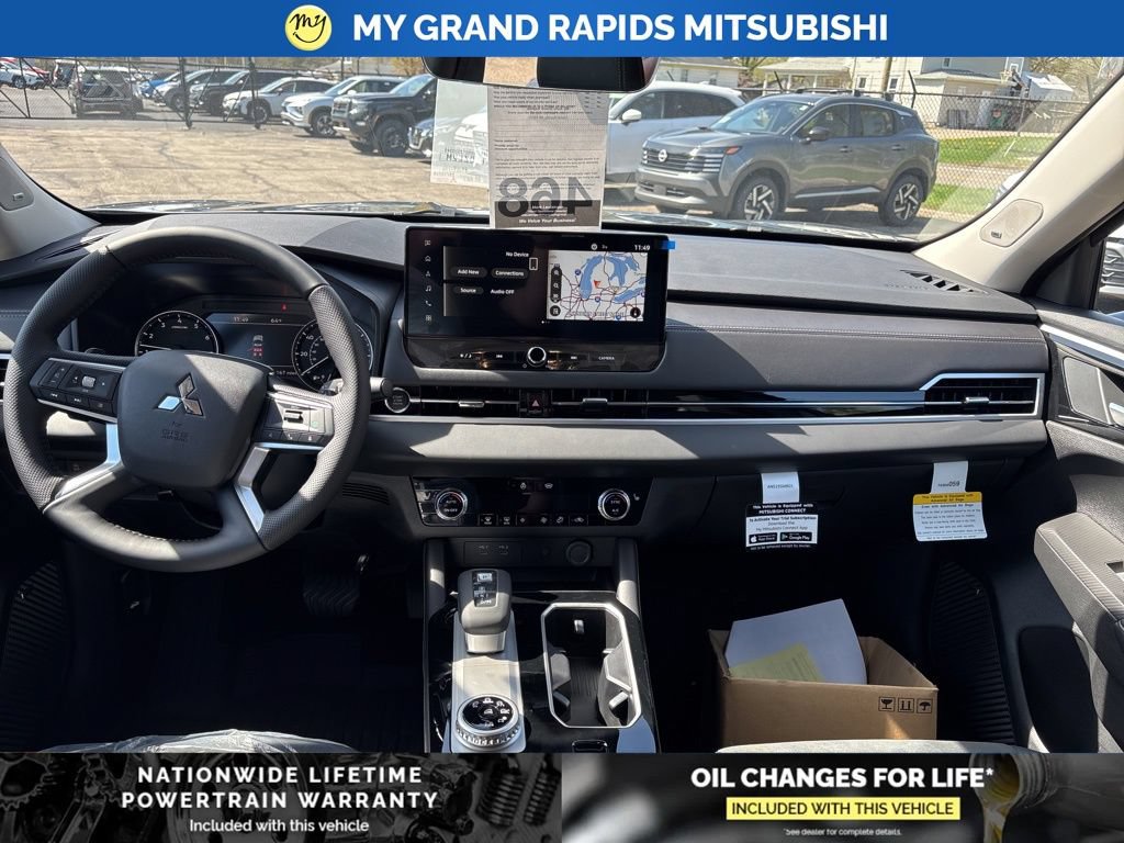 New 2026 Mitsubishi Outlander SE AWD/4WD image 19
