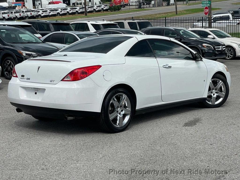 Used 2009 Pontiac G6 GT w/ Sport Package 1 FWD image 28