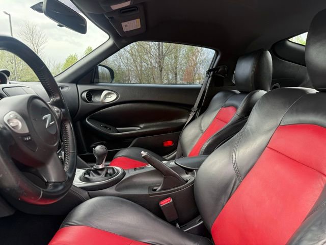 Used 2013 Nissan 370Z Coupe image 13