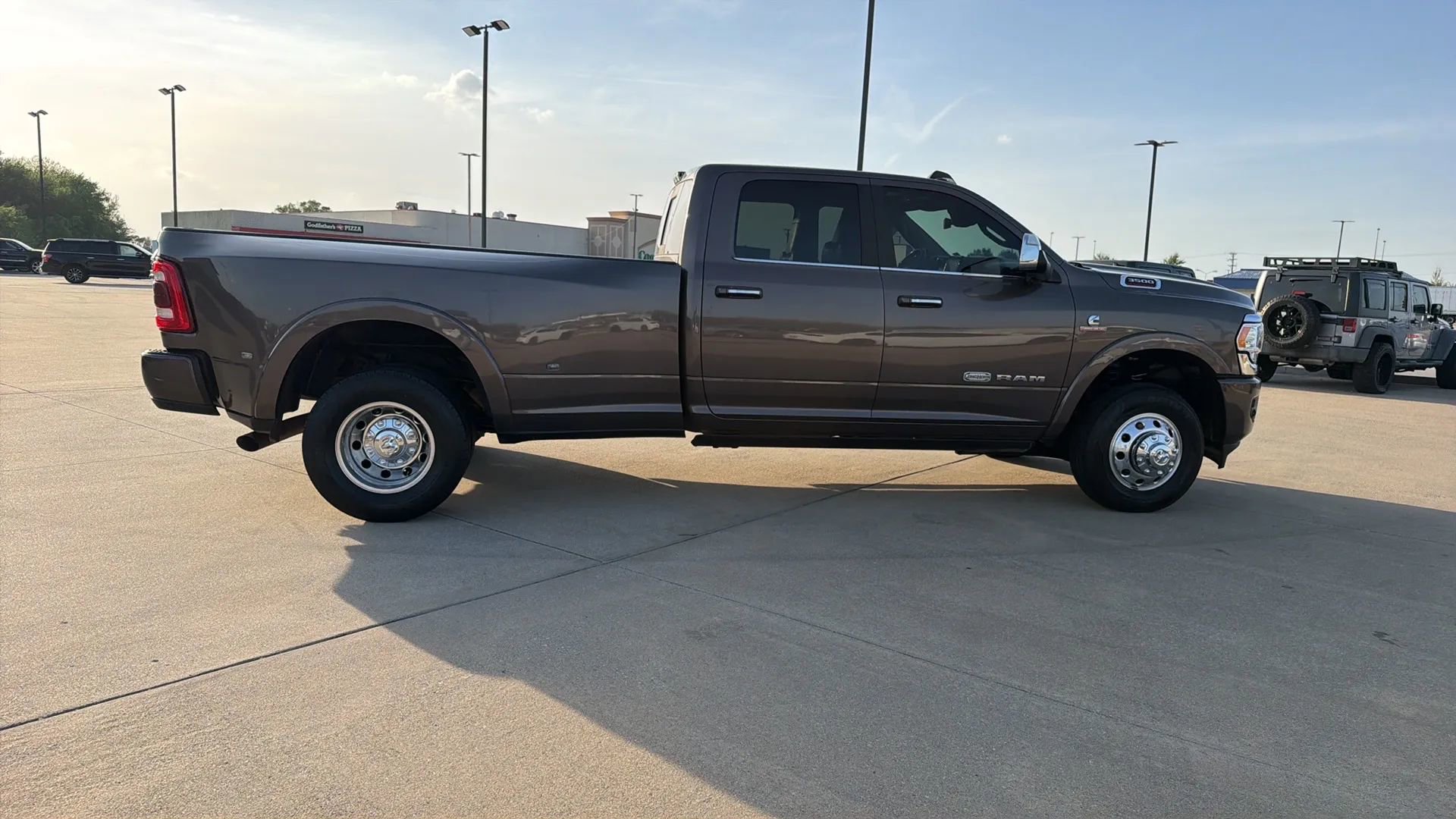 Used 2019 RAM 3500 Limited w/ Max Tow Package AWD/4WD image 27