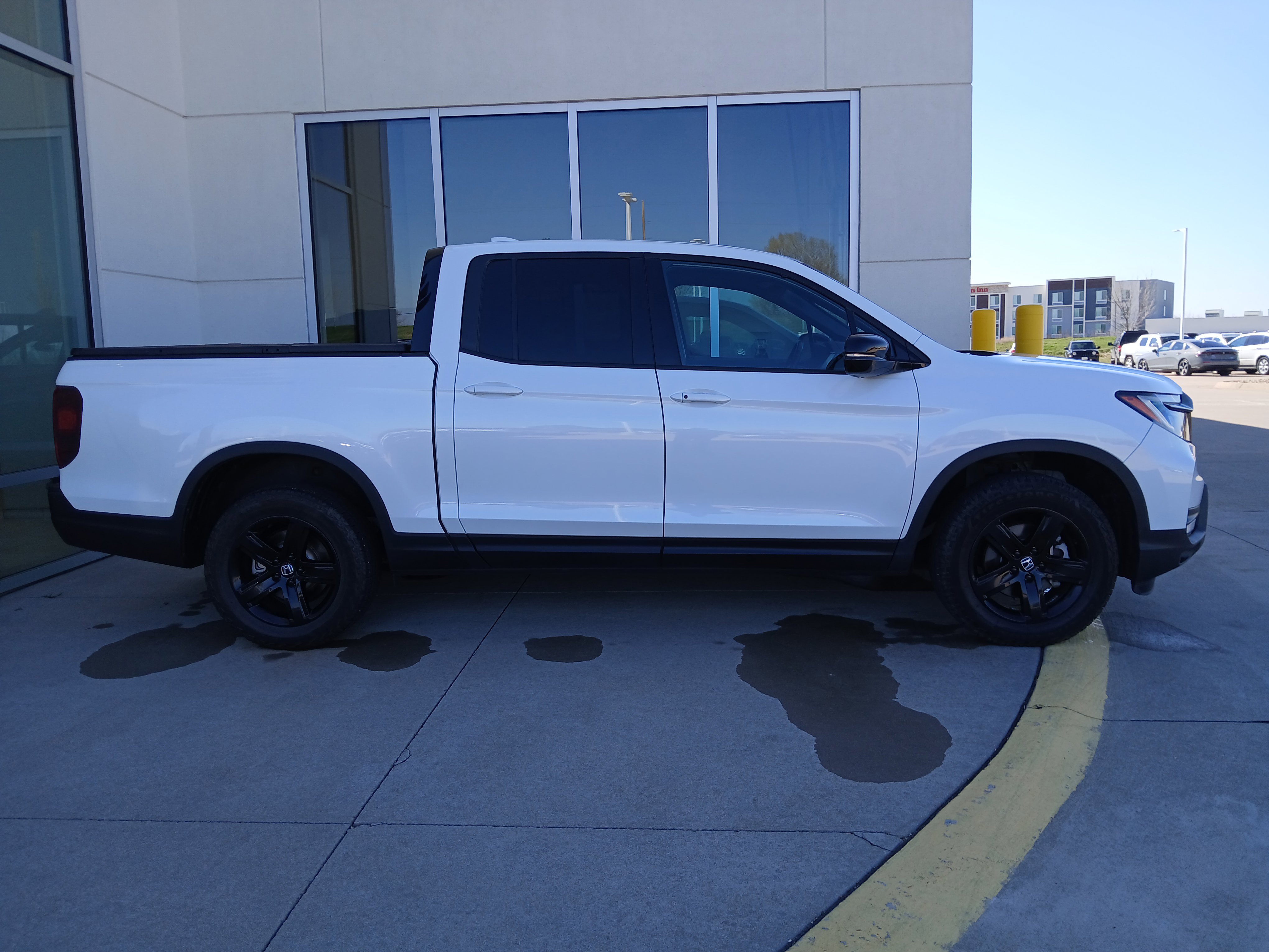 Used 2021 Honda Ridgeline Black Edition image 5