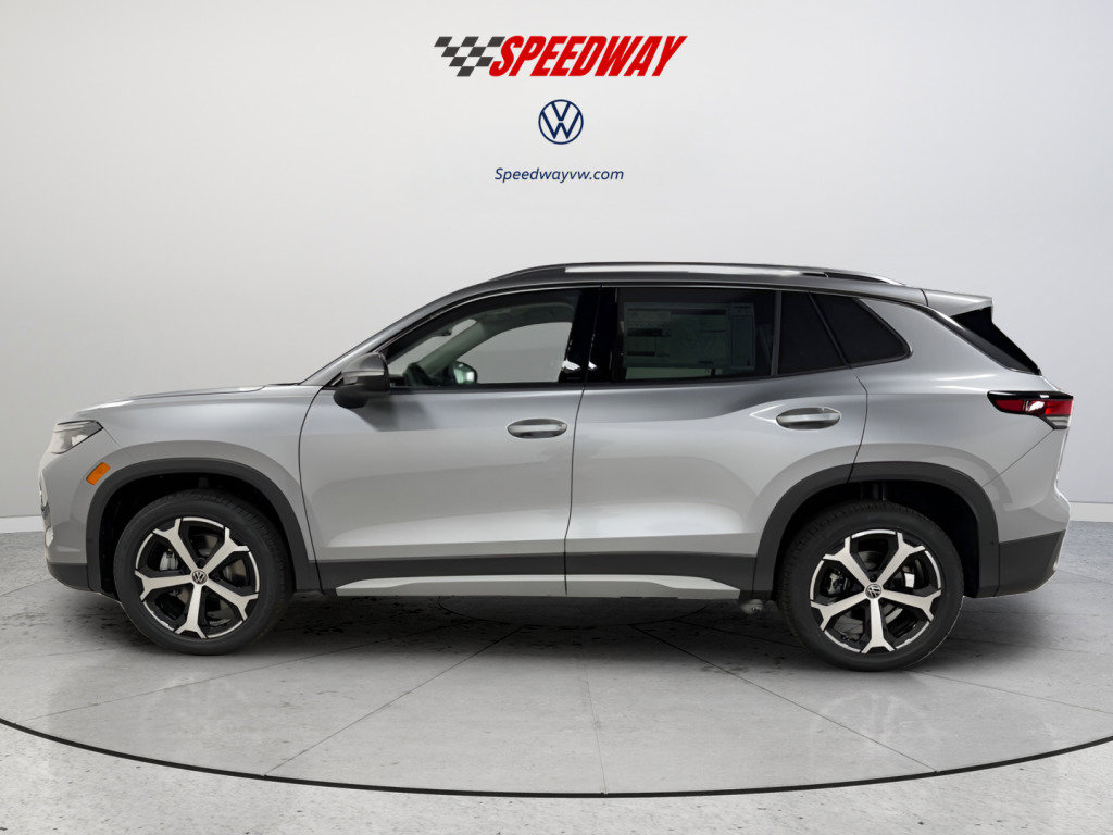 New 2025 Volkswagen Tiguan SE image 4