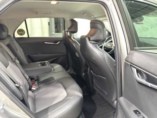 Certified 2024 Kia Niro Wind w/ Wind Preserve Package FWD image 30