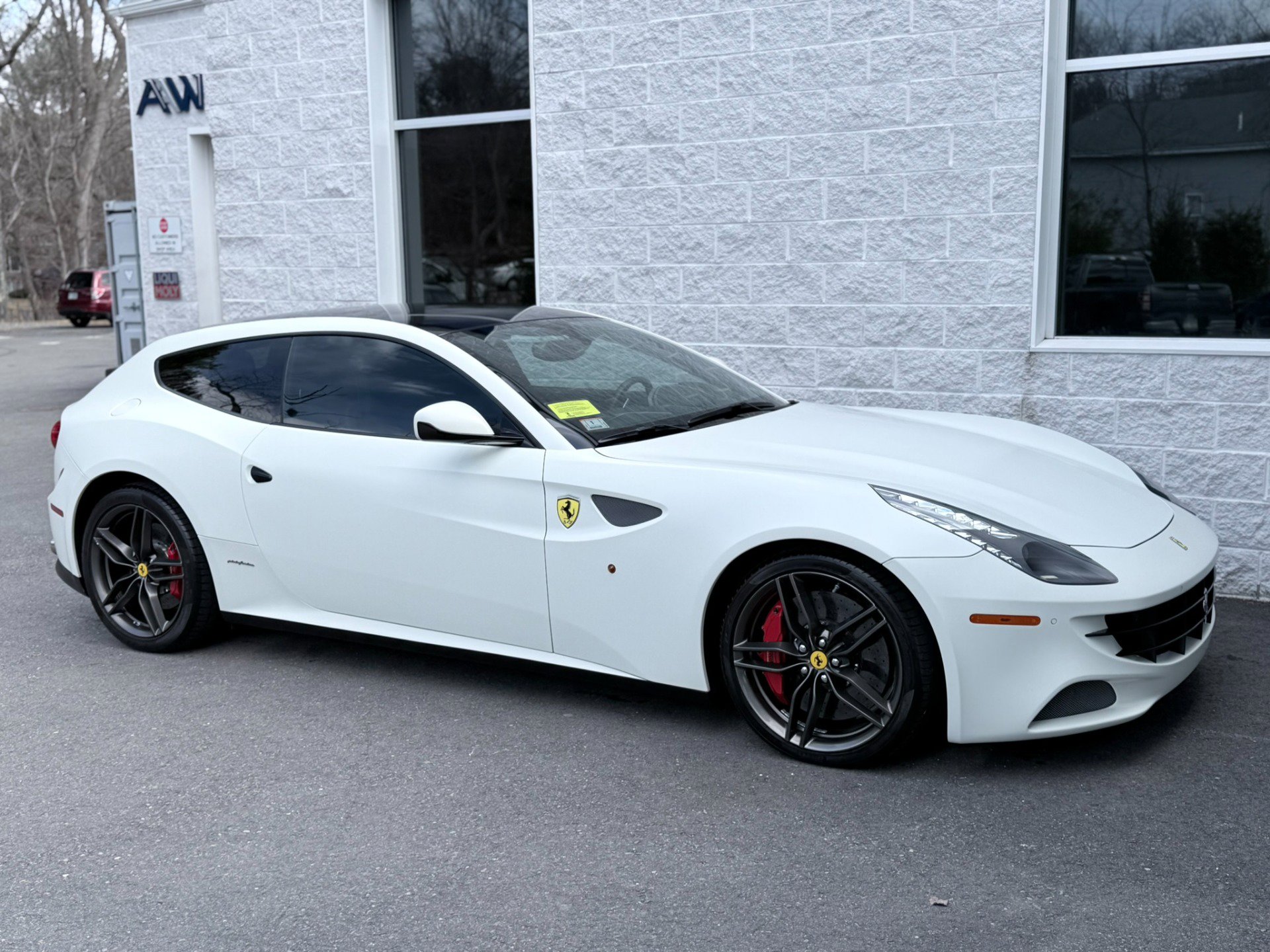 Used 2012 Ferrari FF image 32