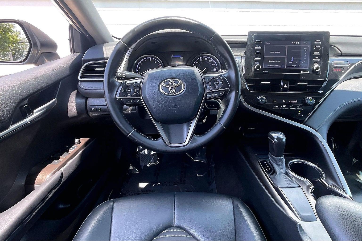 Used 2021 Toyota Camry SE FWD image 6