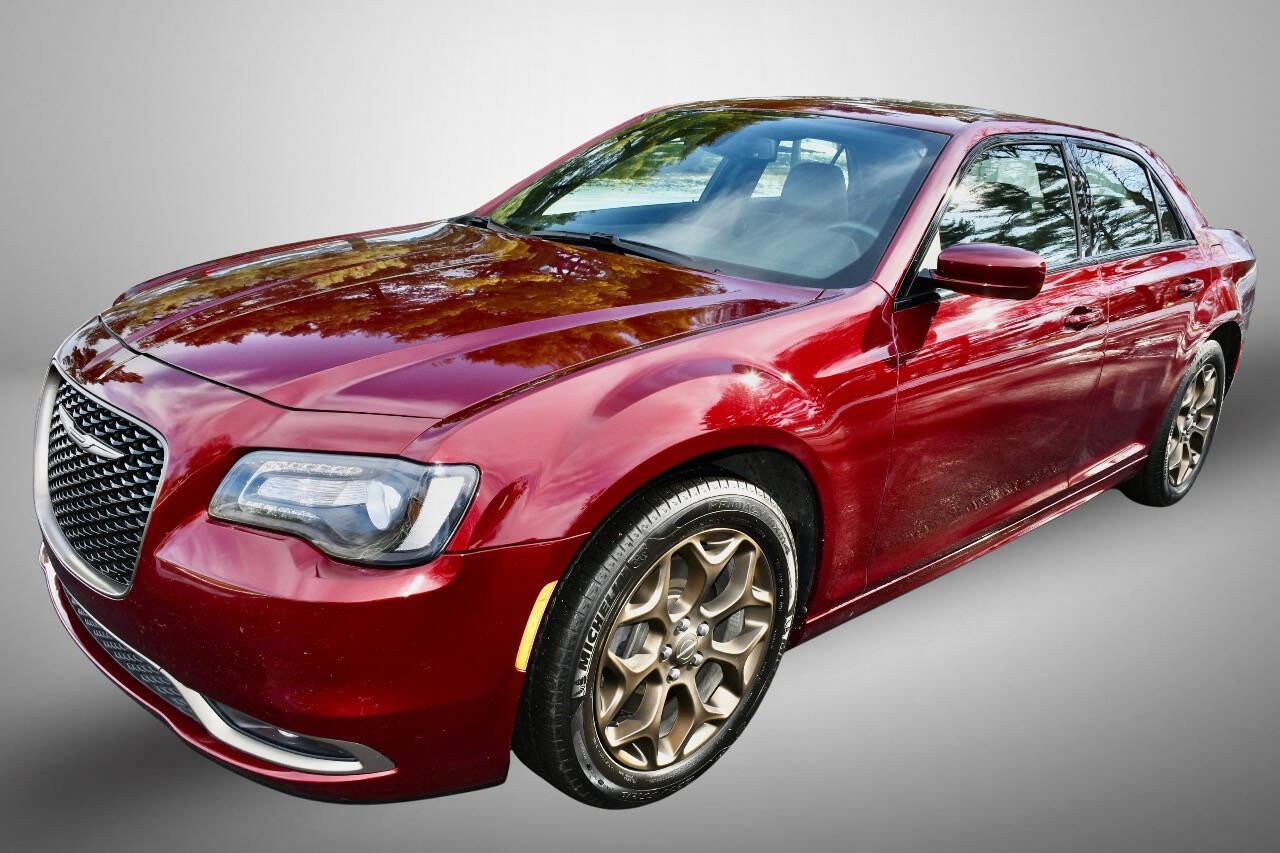 Used 2018 Chrysler 300 S w/ 300S Alloy Package image 3