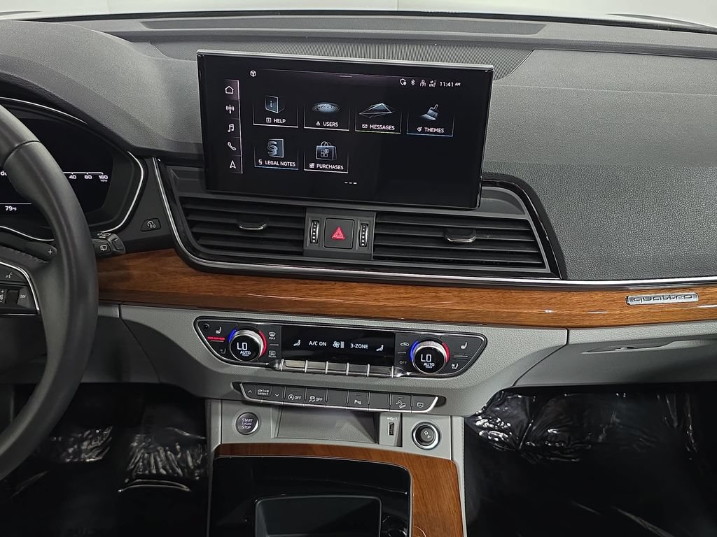 Used 2023 Audi Q5 2.0T Premium Plus w/ Premium Plus Package AWD/4WD image 16