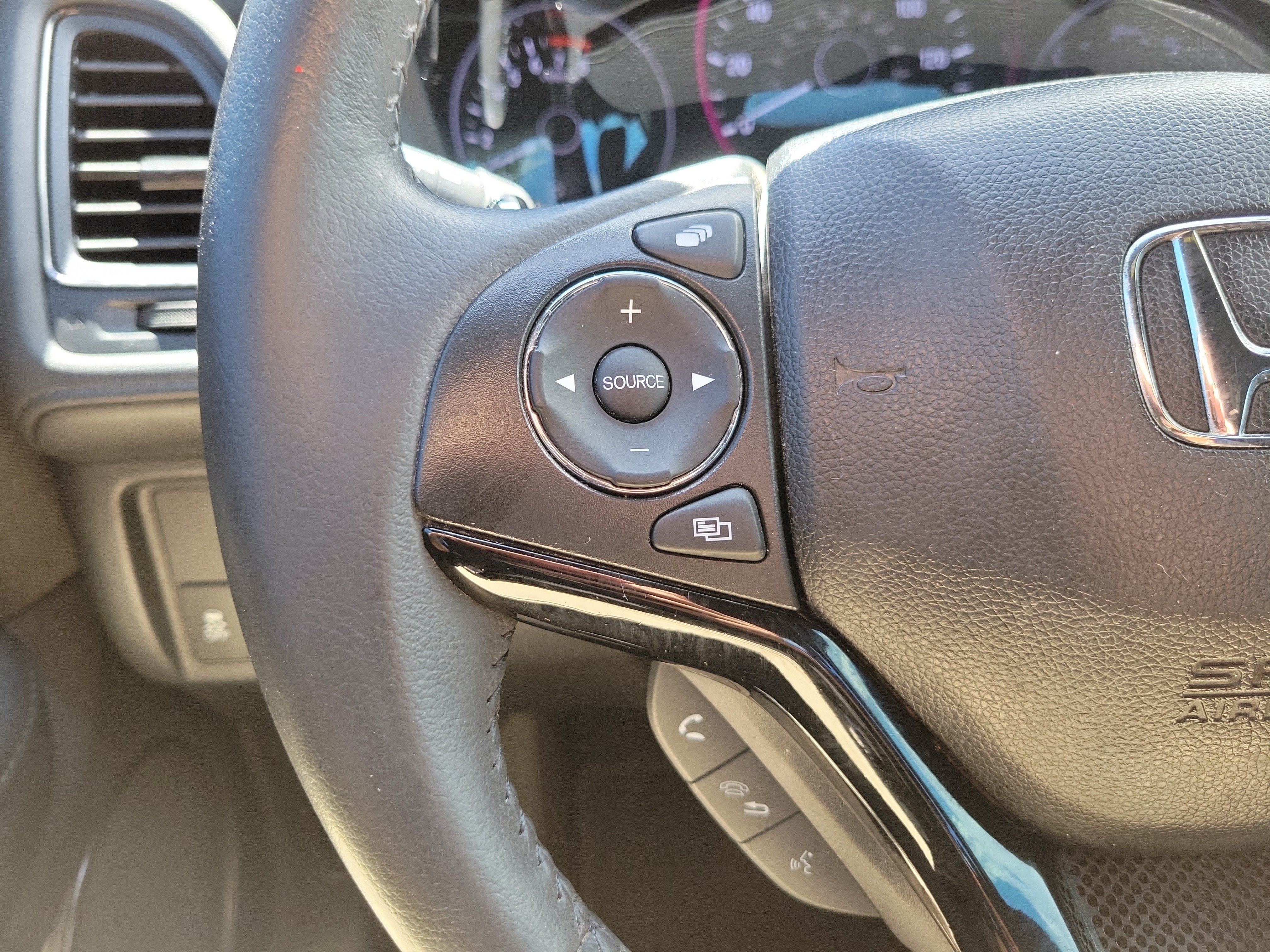 Certified 2019 Honda HR-V Sport image 29