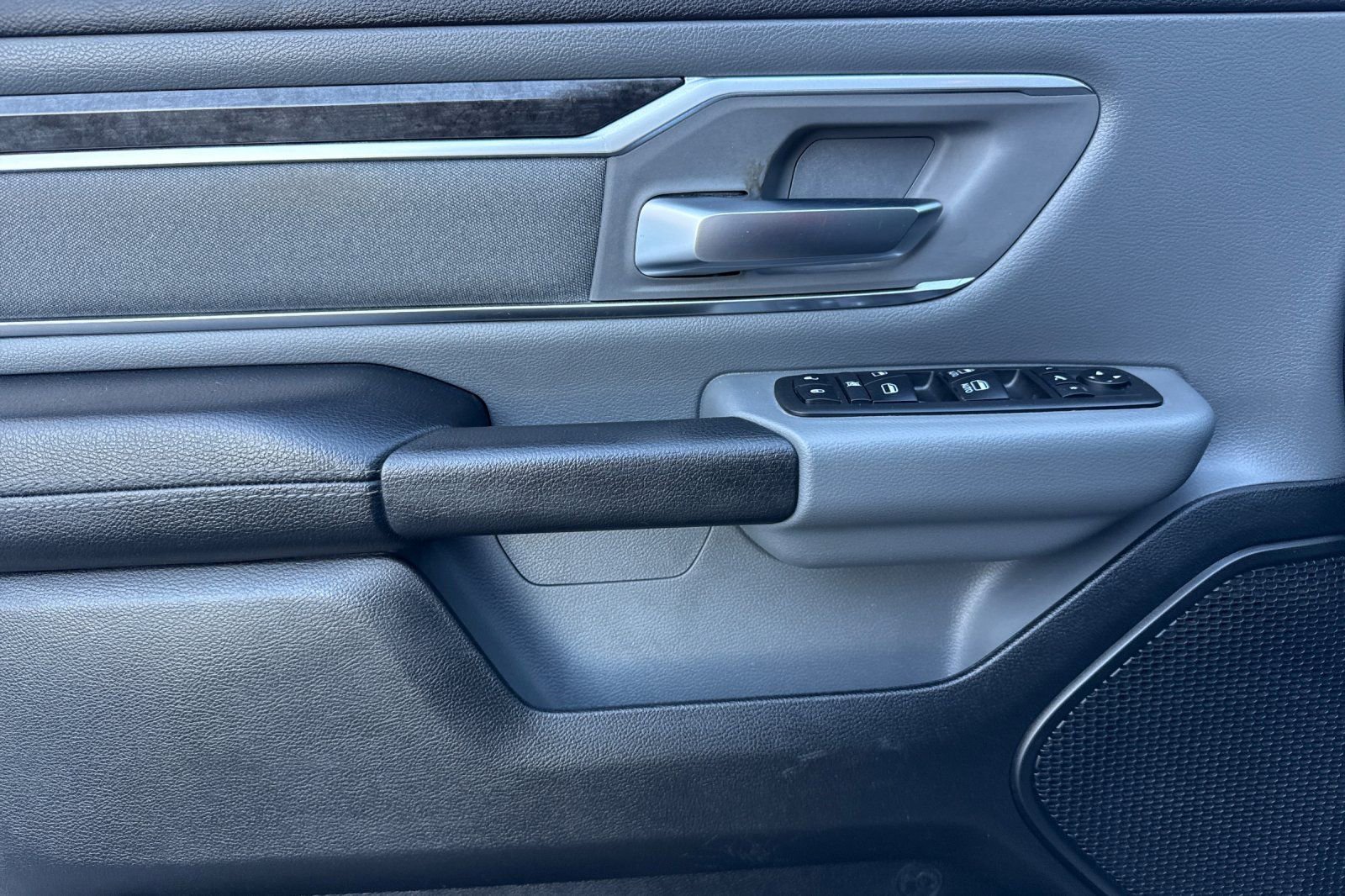 Used 2019 RAM 1500 Big Horn AWD/4WD image 11