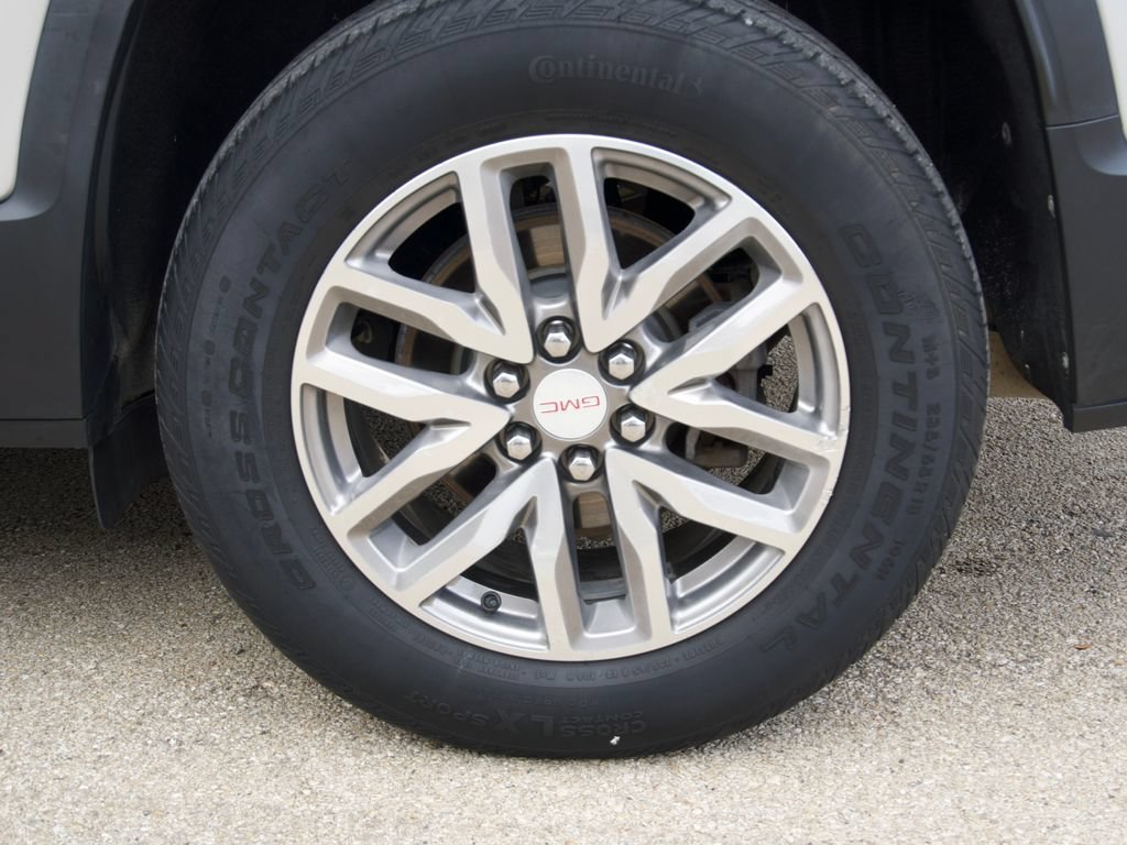 Used 2019 GMC Acadia SLE w/ Driver Alert Package I FWD image 9