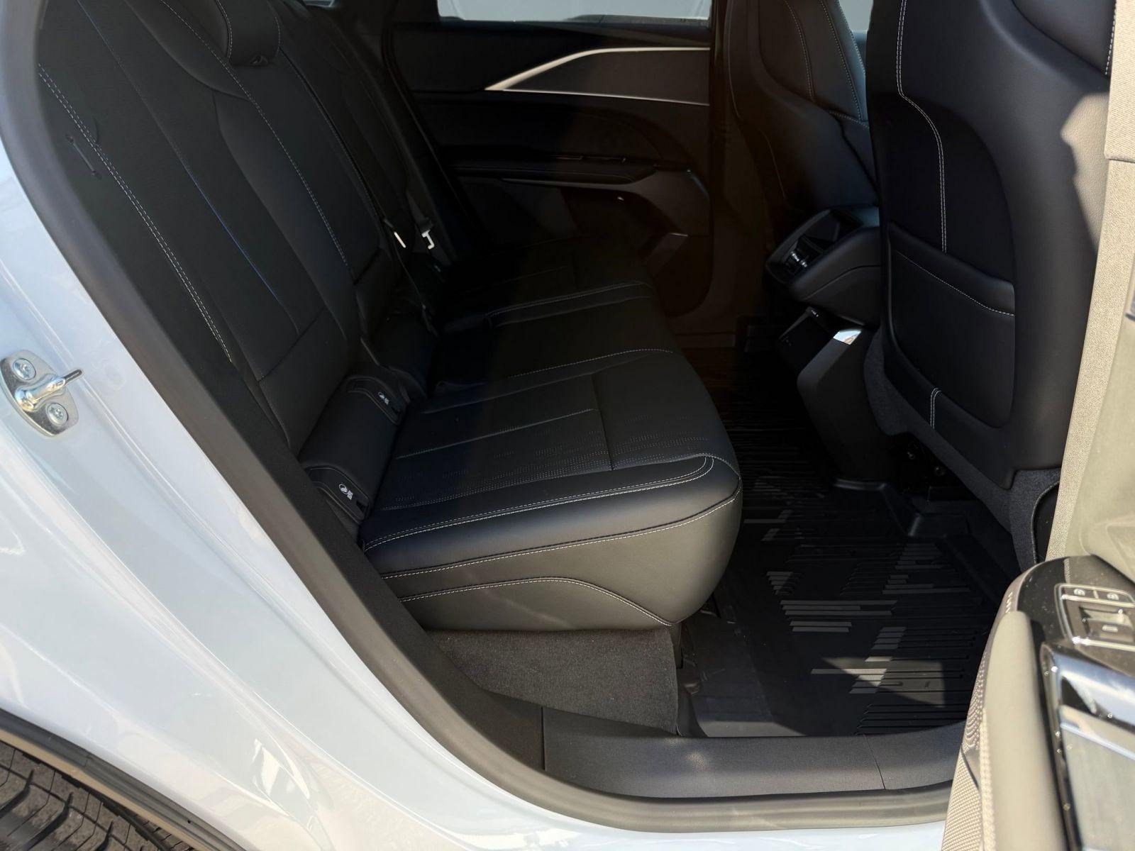 New 2026 Cadillac Lyriq Sport w/ LPO, Floor Liner Package RWD image 30
