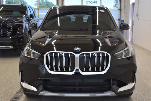 New 2026 BMW X1 xDrive28i w/ Convenience Package AWD/4WD image 3