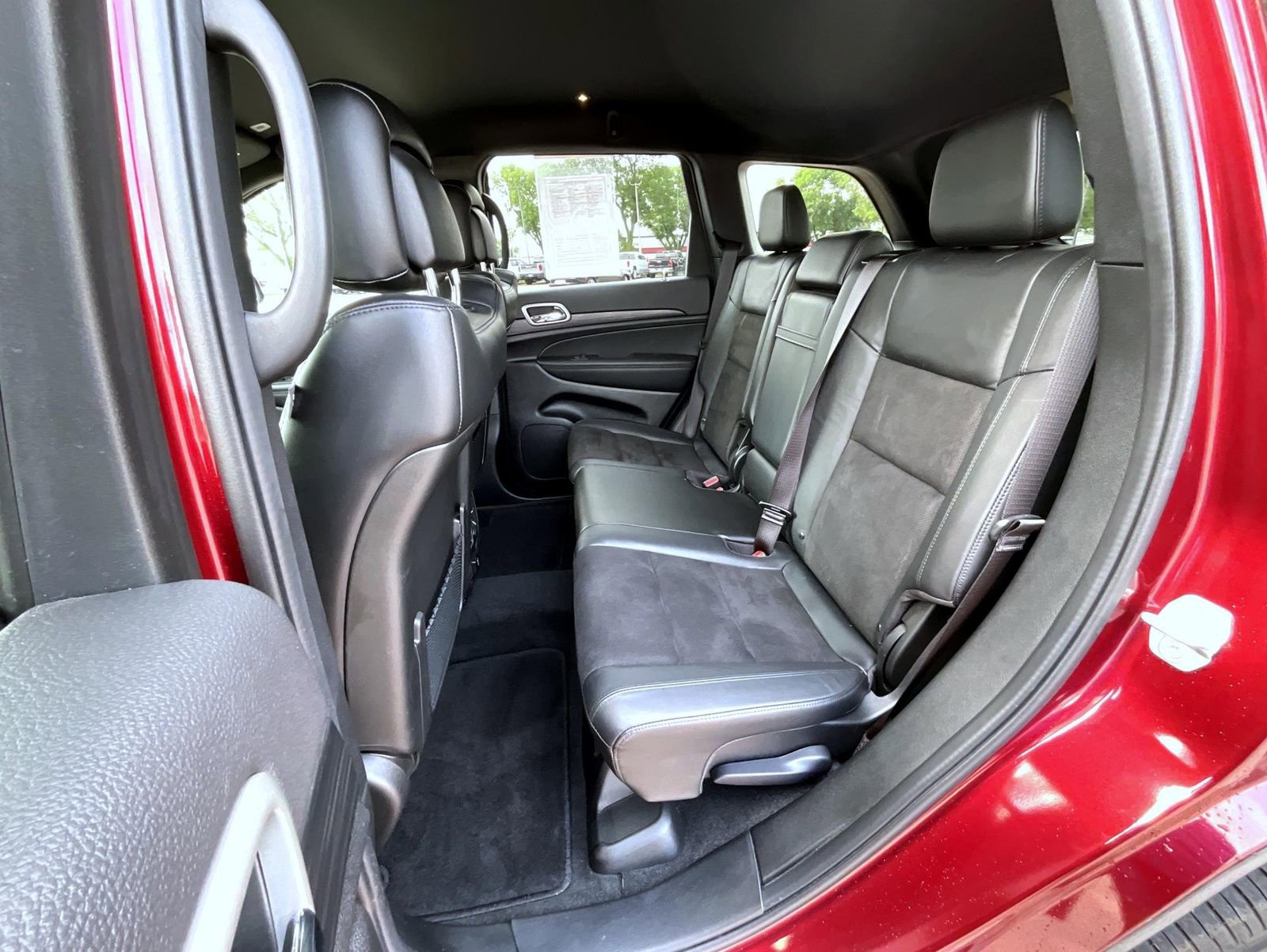 Certified 2022 Jeep Grand Cherokee Laredo X image 19