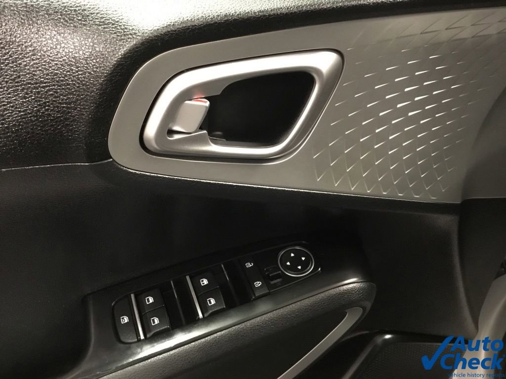 Used 2021 Kia Soul LX FWD image 18