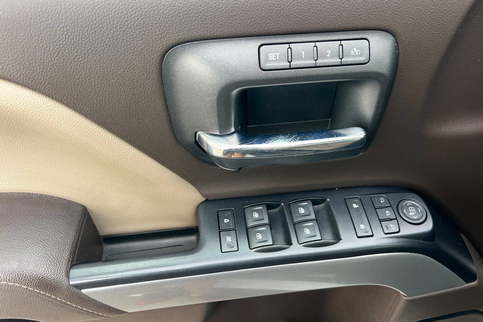 Used 2019 Chevrolet Silverado 2500 LTZ w/ Duramax Plus Package AWD/4WD image 8
