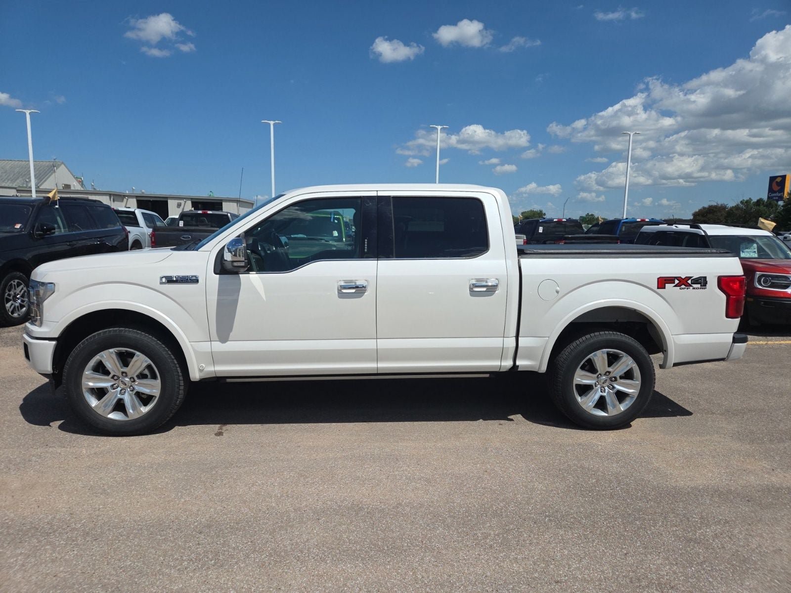 Used 2019 Ford F150 Platinum w/ Equipment Group 701A Luxury AWD/4WD image 2