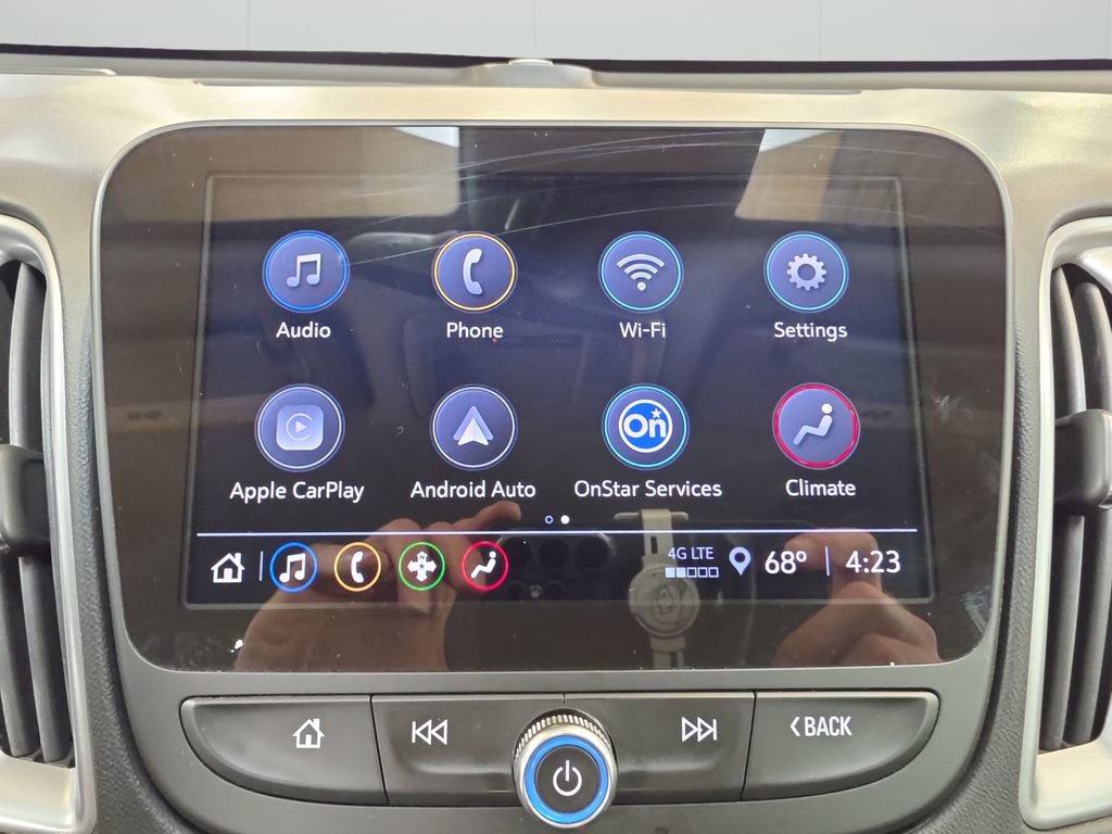 Used 2025 Chevrolet Malibu LT image 24