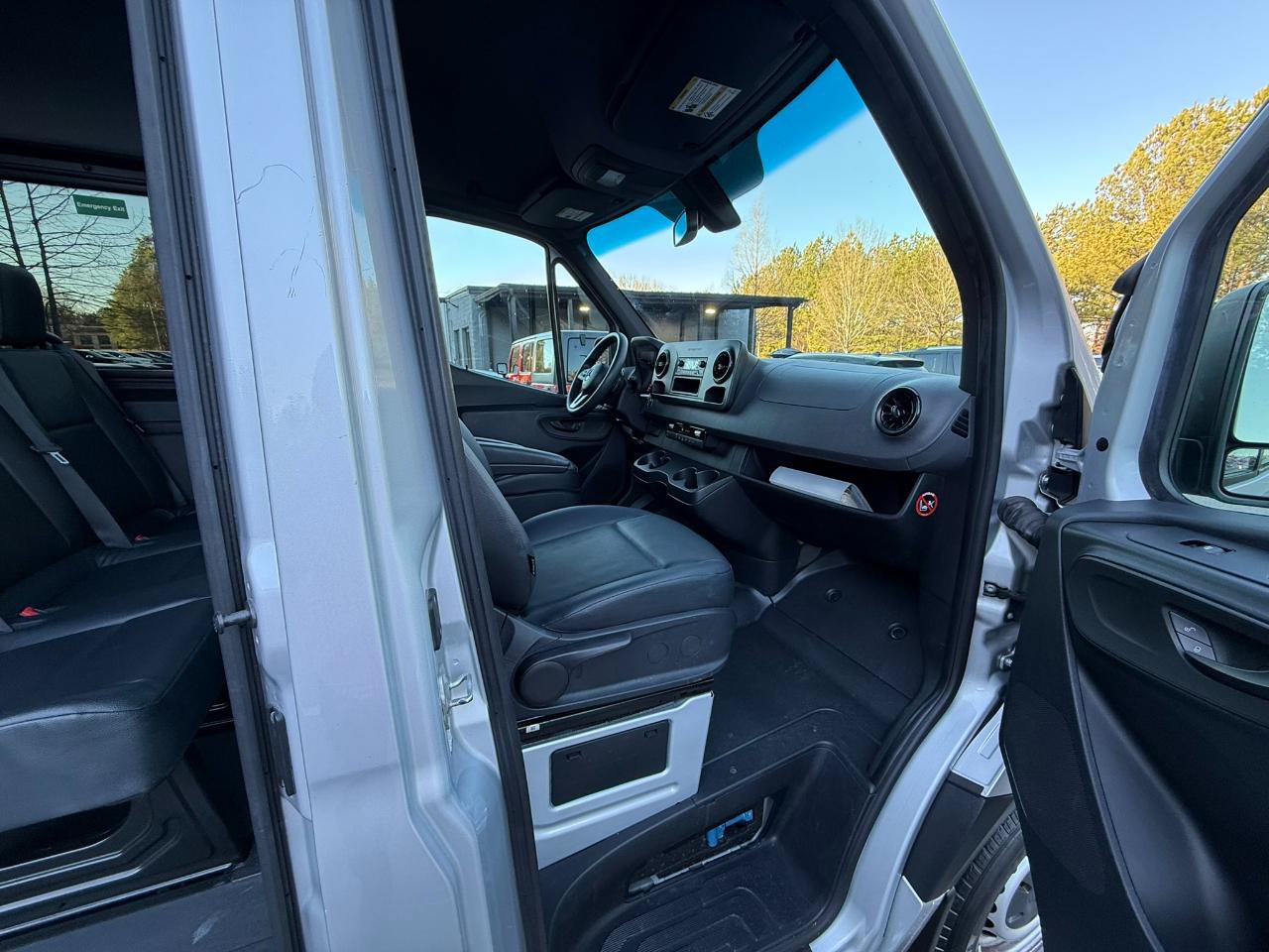 Used 2019 Mercedes-Benz Sprinter 1500 image 10