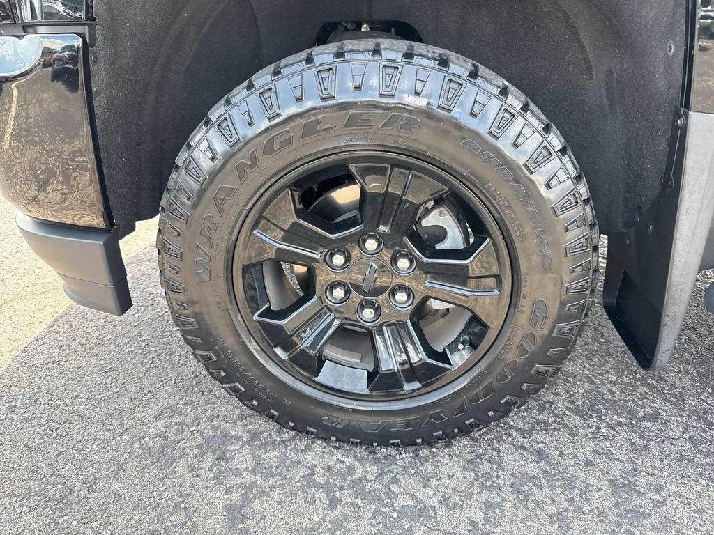 Used 2019 Chevrolet Silverado 1500 LT w/ All Star Edition AWD/4WD image 10