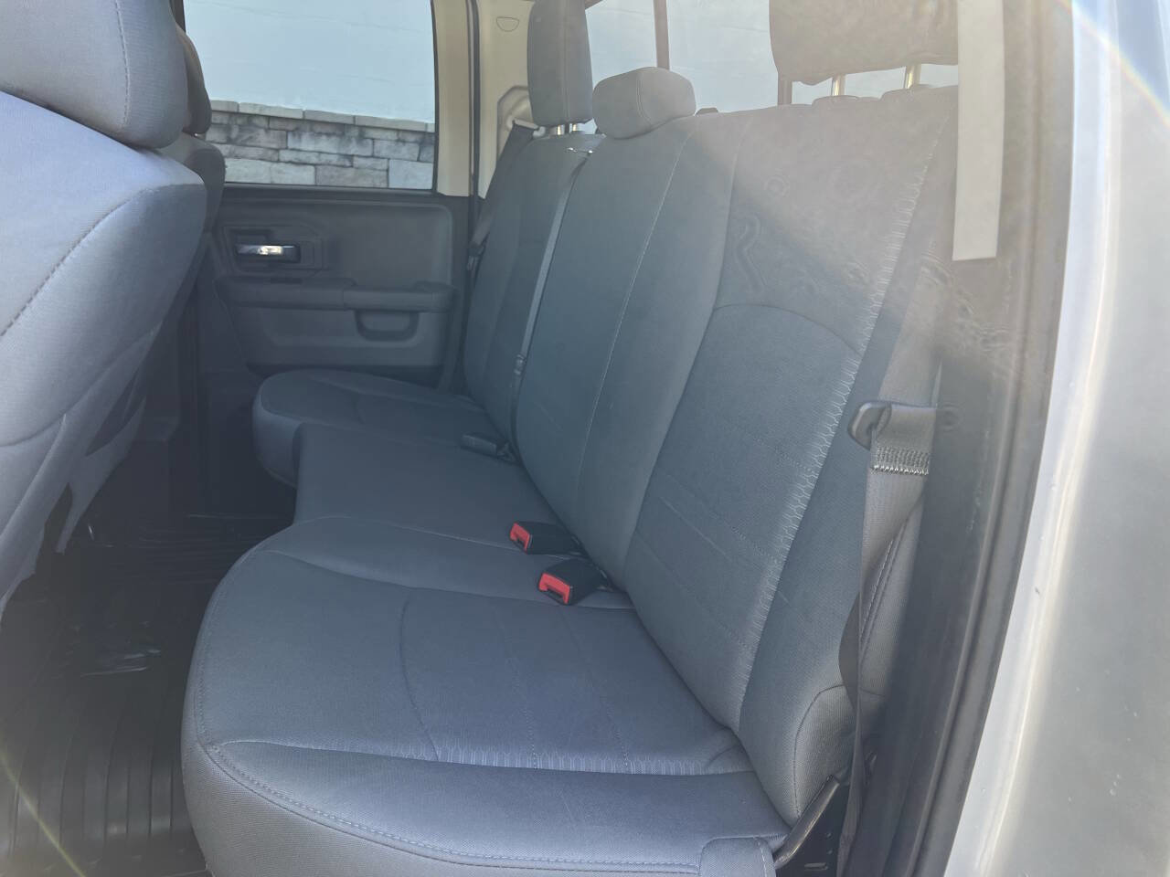 Used 2015 RAM 1500 Classic SLT image 11