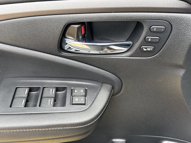 Used 2025 Honda Ridgeline RTL+ image 17