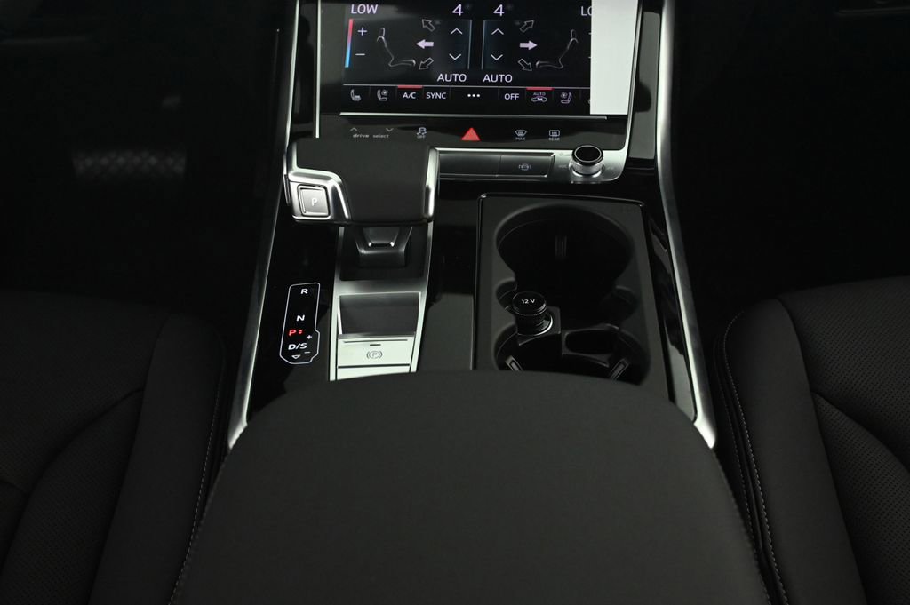 New 2026 Audi Q8 Premium Plus image 14