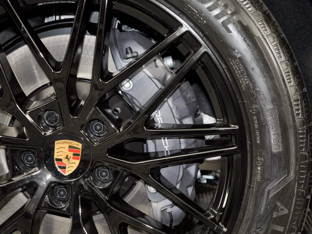 New 2026 Porsche Cayenne AWD/4WD image 14