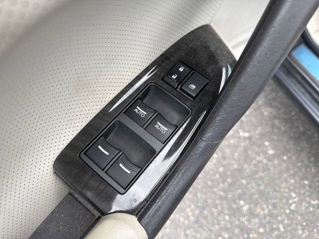 Used 2012 Acura TSX Sedan FWD image 25