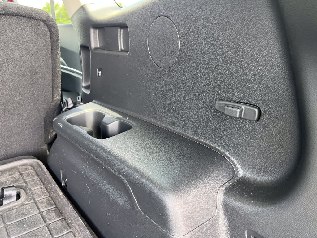 Used 2024 Kia Telluride EX w/ EX Captain's Chair Package AWD/4WD image 7