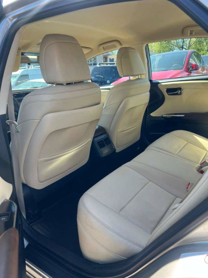 Used 2015 Toyota Avalon XLE FWD image 22