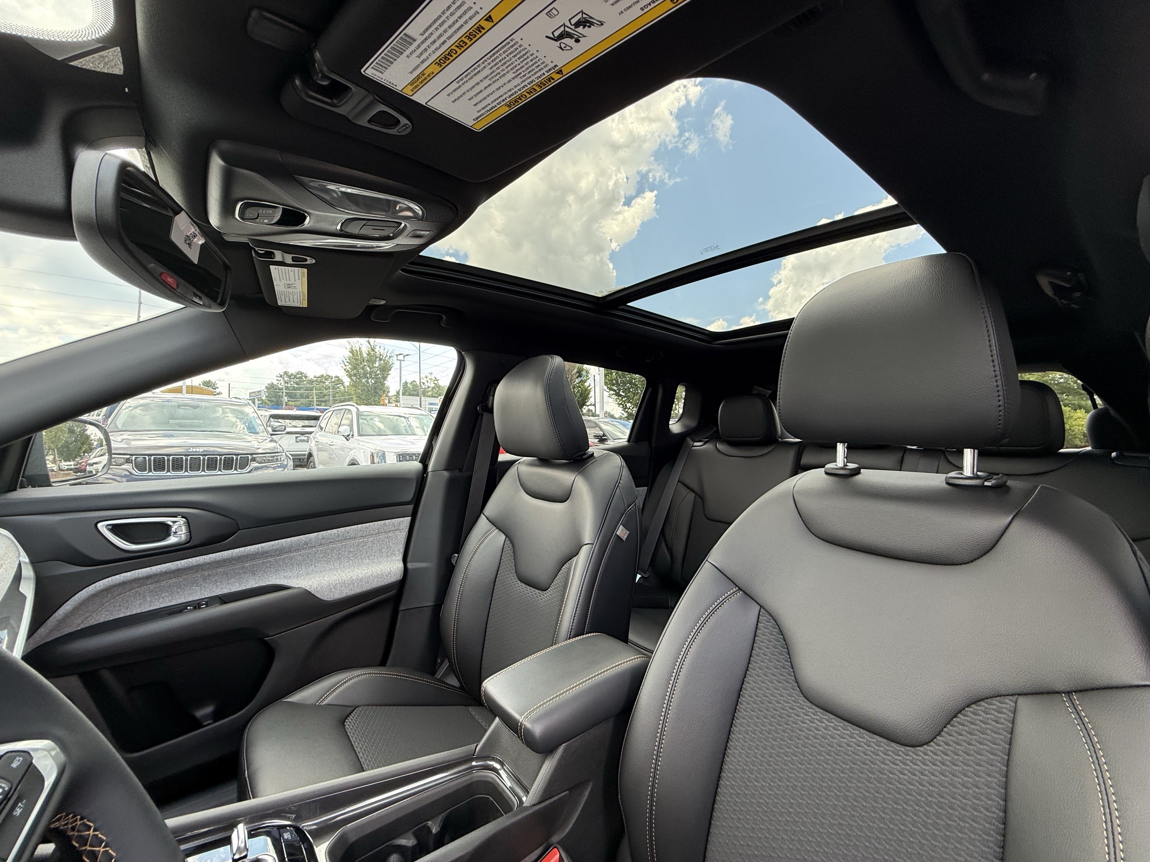 New 2026 Jeep Compass Latitude AWD/4WD image 28