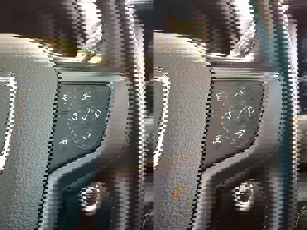 Used 2022 GMC Terrain AT4 w/ Infotainment Package II image 16