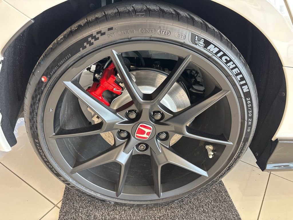New 2025 Honda Civic Type R image 18
