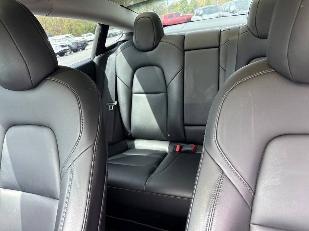 Used 2022 Tesla Model 3 Performance image 28