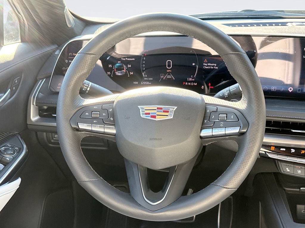 Used 2024 Cadillac XT4 Sport FWD image 11