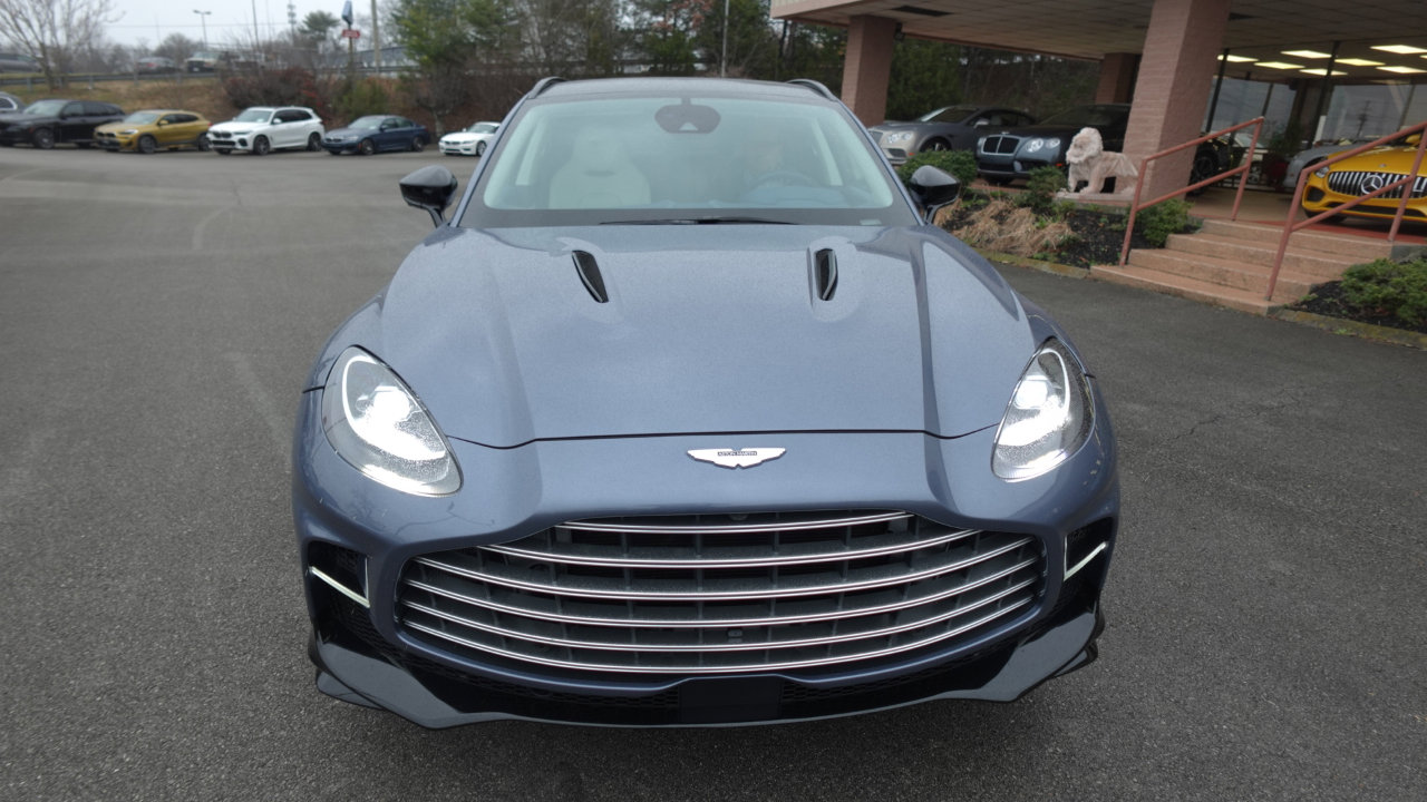 Used 2024 Aston Martin DBX 707 image 6