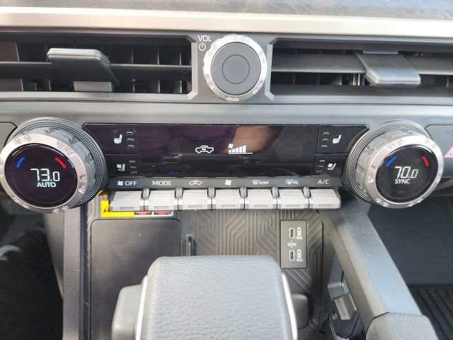 Used 2024 Toyota Tacoma Limited w/ Limited Package (LT) image 24