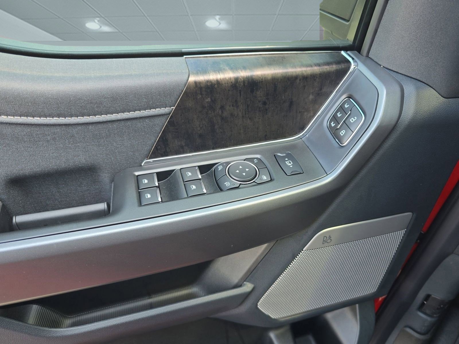 New 2025 Ford F250 Lariat w/ Tremor Off-Road Package image 19