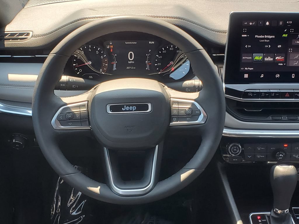 Used 2023 Jeep Compass Limited AWD/4WD image 23