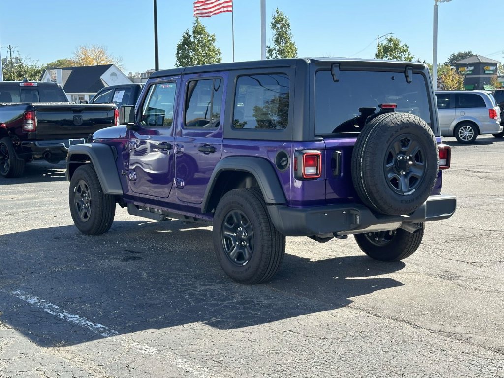 Used 2026 Jeep Wrangler Unlimited Sport AWD/4WD image 6