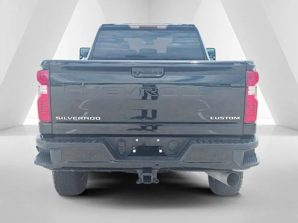 Used 2024 Chevrolet Silverado 2500 Custom w/ Custom Value Package AWD/4WD image 5