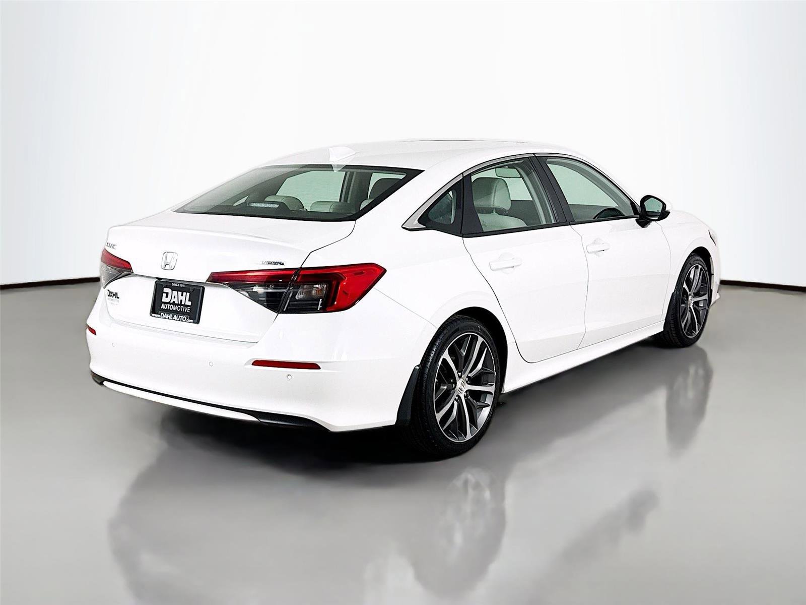 Used 2023 Honda Civic Touring image 13