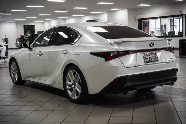 Used 2021 Lexus IS 300 w/ Comfort Package image 8