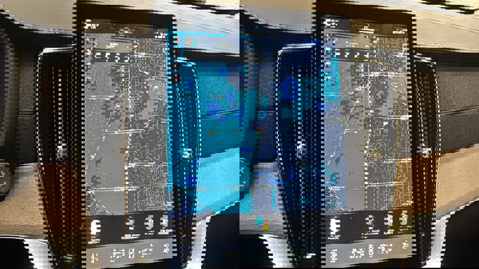 Used 2026 Volvo XC90 B6 Plus w/ Protection Package Premier image 16