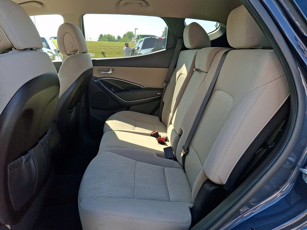 Used 2018 Hyundai Santa Fe Sport w/ Cargo Package AWD/4WD image 10